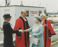 QueenMotherVisit1984-2a.png