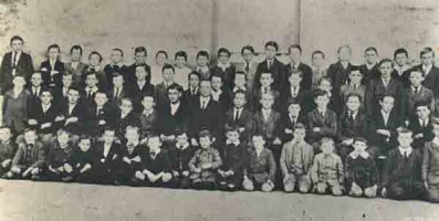 HarlestonHseSchool1910-1920.jpg